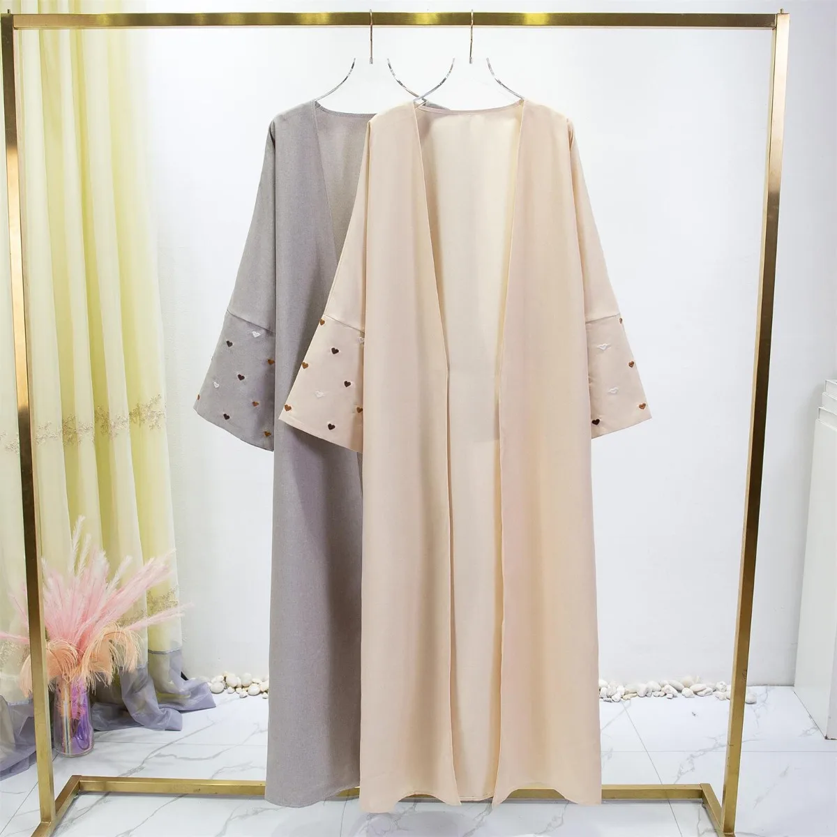 Embroidery Kaftan - Jilbaba-女性のためのオープンフロントのアバヤ,長袖,マキシの長さのドレス,イスラム教徒のカーディガン,刺繍されたカフタン,婦人服