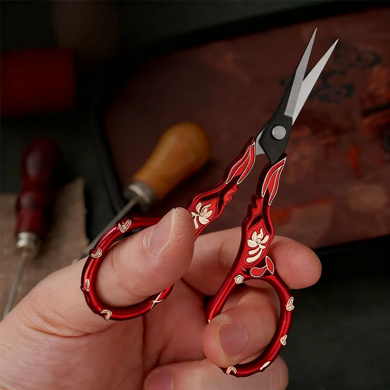 /クロスステッチ用の裁縫ばさみ、糸切りばさみ、ティーバッグカ - Embroidery Scissors Small のレビューと価格