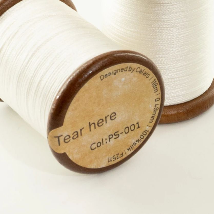 カレー ルクス ピュアシルク糸 0.48mm 超滑らか 天然 - Embroidery Threads のレビューと価格