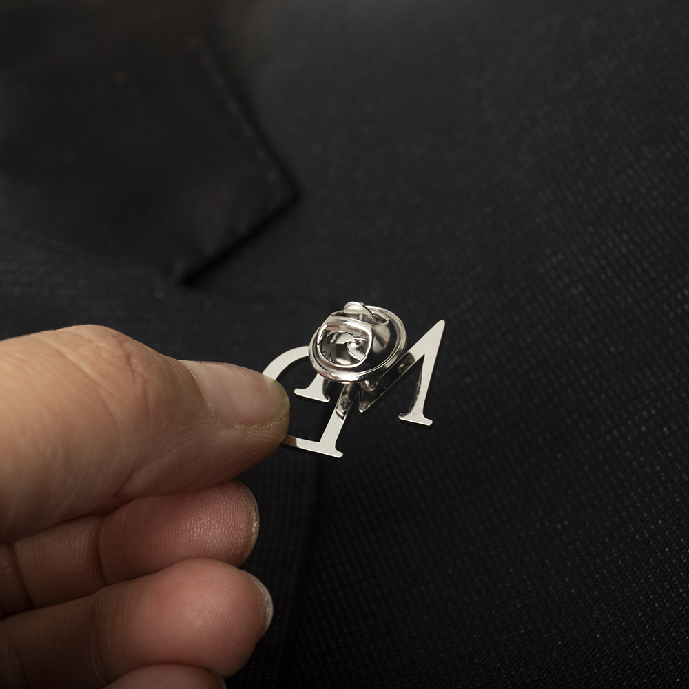 Tangula カスタムイニシャルブローチ新郎用メンズステン - Embroidery Names のレビューと価格
