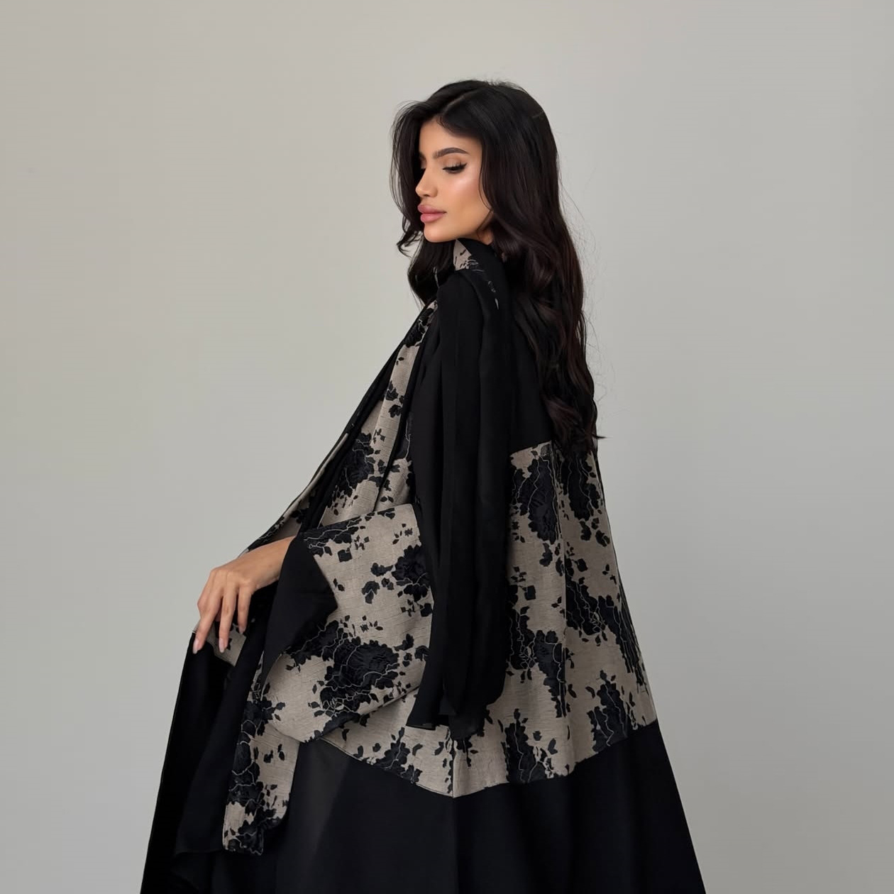 女性用イード・アバヤ・ヒジャブ2ピースセット、レースオープン - Embroidery Kaftan のレビューと価格